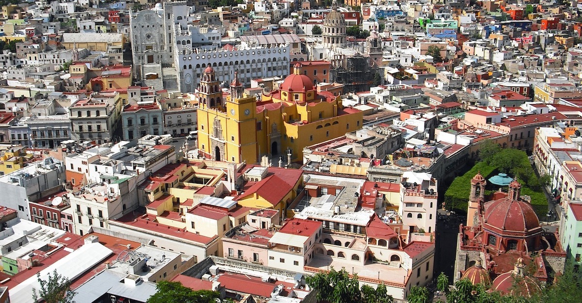 VSBLTY along with Mexico’s Grupo Modelo and Retailigent Media signed a letter of intent to develop an international in-store media network in Mexico. Pixabay